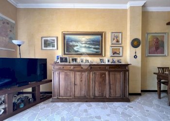 Three-room apartment Via Mazzini, Carugate - photo 4