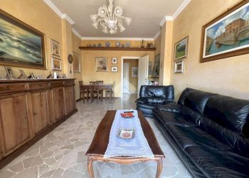 Three-room apartment Via Mazzini, Carugate - photo 9