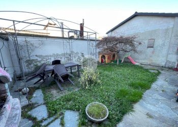 Quadrilocale Viale della Repubblica, Valenza - foto 3