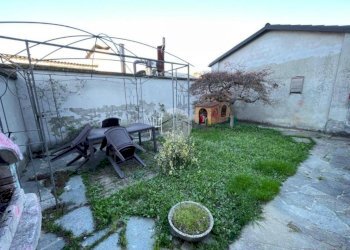Four-room apartment Viale della Repubblica, Valenza - photo 3