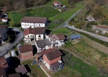 Casa semi indipendente Via Comba San Grato, Pagno - foto 2