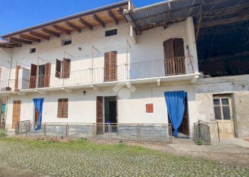 Casa semi indipendente Via Umberto I, Verrone - foto 1