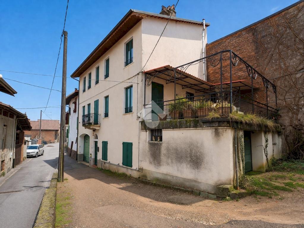 Casa semi indipendente Via G. Mazzini, Roasio - foto 1