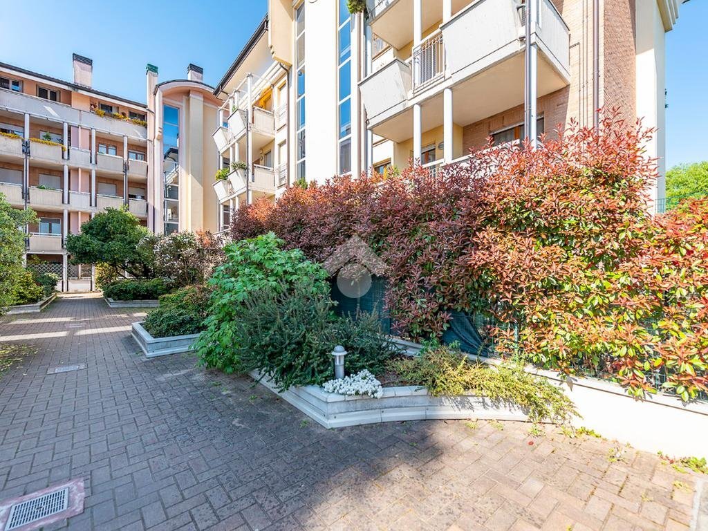 Bilocale Via Don Erasmo Valenti, Rescaldina - foto 1