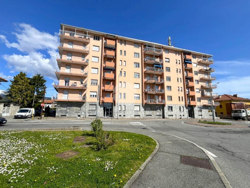 Trilocale Via Milano, frazione Chiavazza, Biella - foto 1