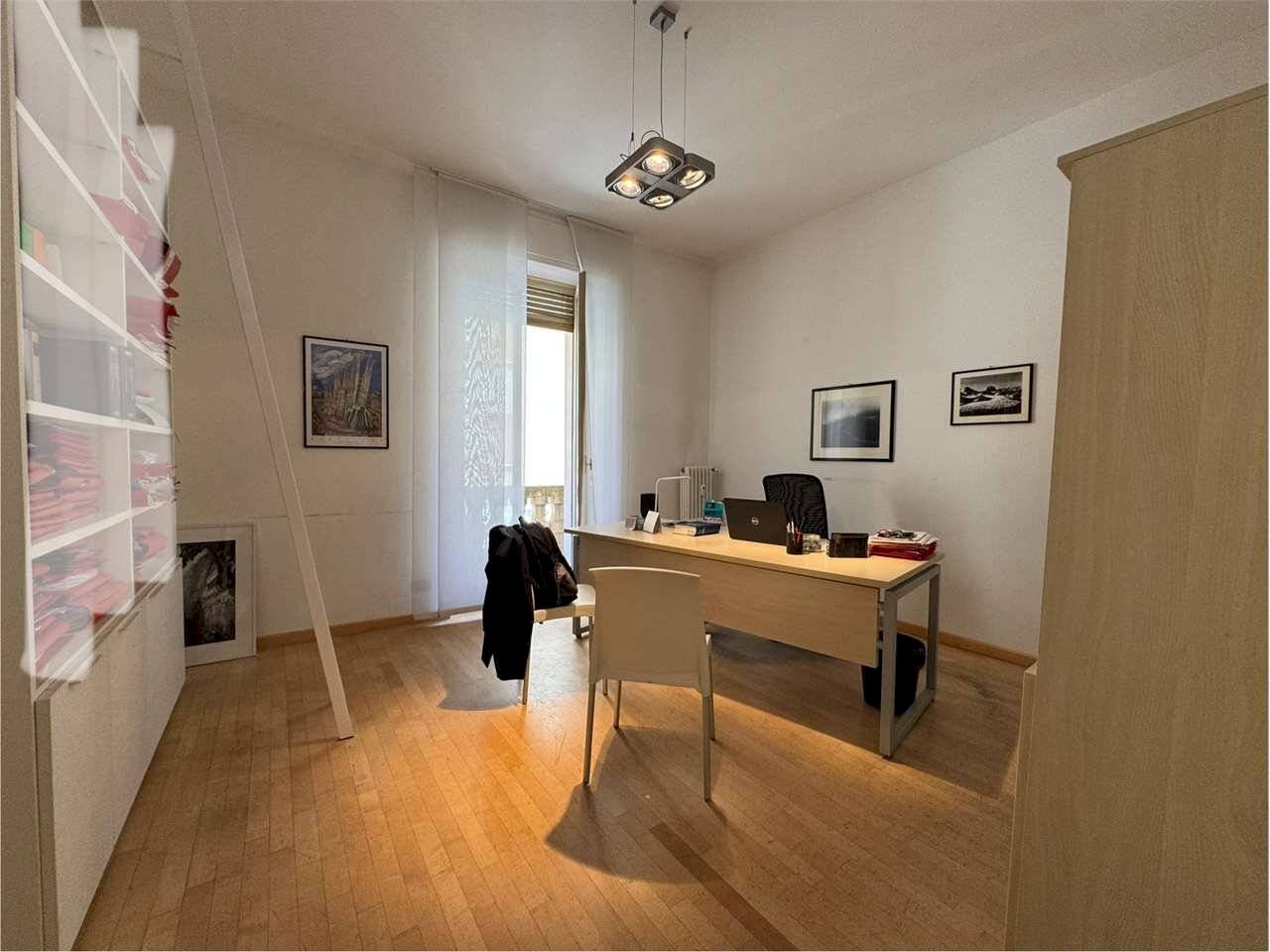 Office Via Carlo Emanuele, 25, Cuneo (neighborhood Centro) - photo 3