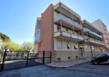 Magazzino Albenga - foto 1
