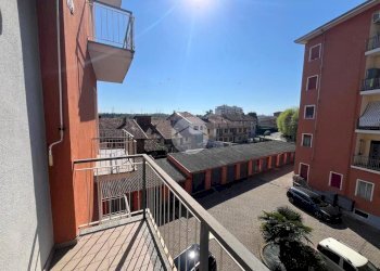 Three-room apartment Via Felice Trossi, Vigliano Biellese - photo 12