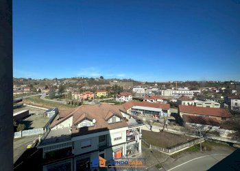 Trilocale Nizza Monferrato - foto 2