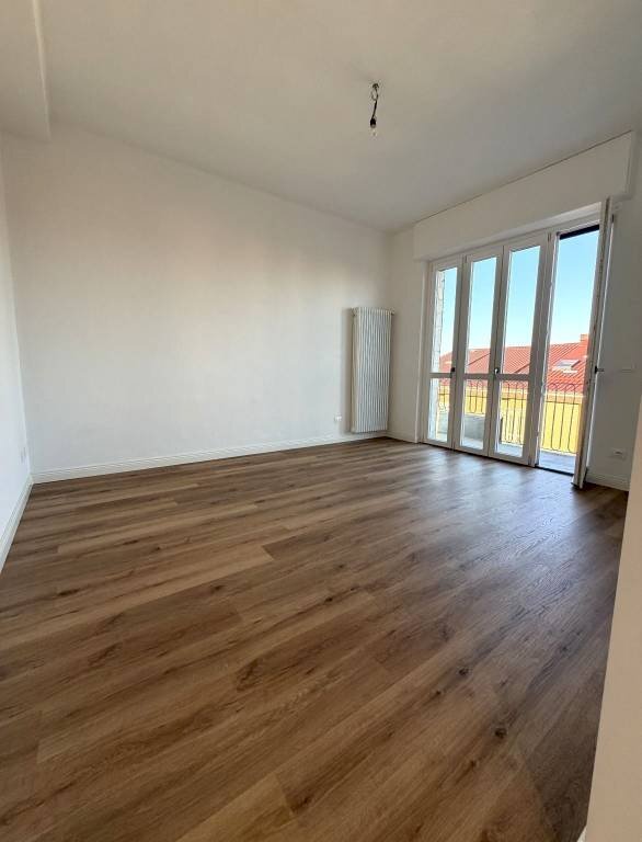 Trilocale via Gioacchino Rossini, Asti - foto 1