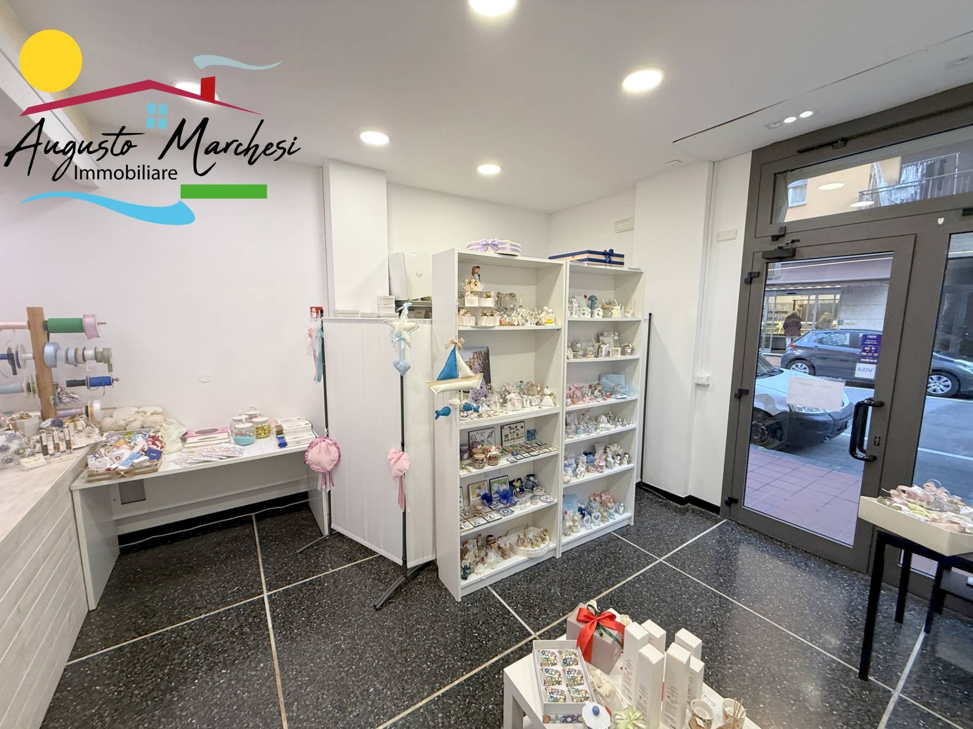 Foto 2 - Locale Commerciale VIA XX SETTEMBRE
 
7, Recco - foto 2