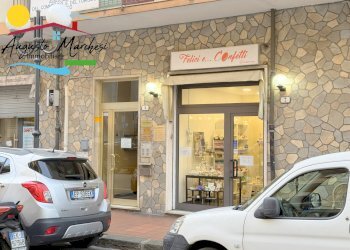 Foto 4 - Locale Commerciale VIA XX SETTEMBRE
 
7, Recco - foto 4