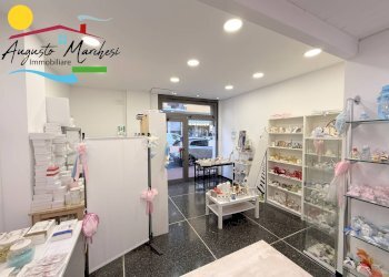 Foto 5 - Locale Commerciale VIA XX SETTEMBRE
 
7, Recco - foto 5