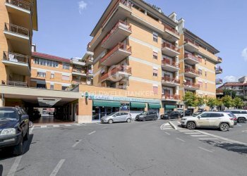 Foto 2 - Trilocale Viale Igea
 
21, Tarquinia - foto 2