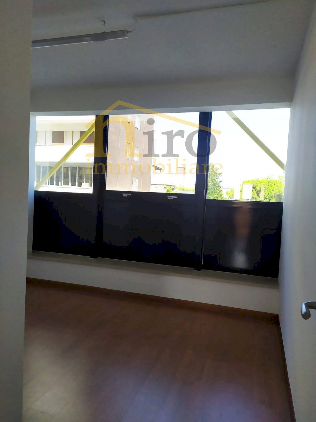 Foto 3 - Ufficio Piazza Della Marina, Pescara - foto 3