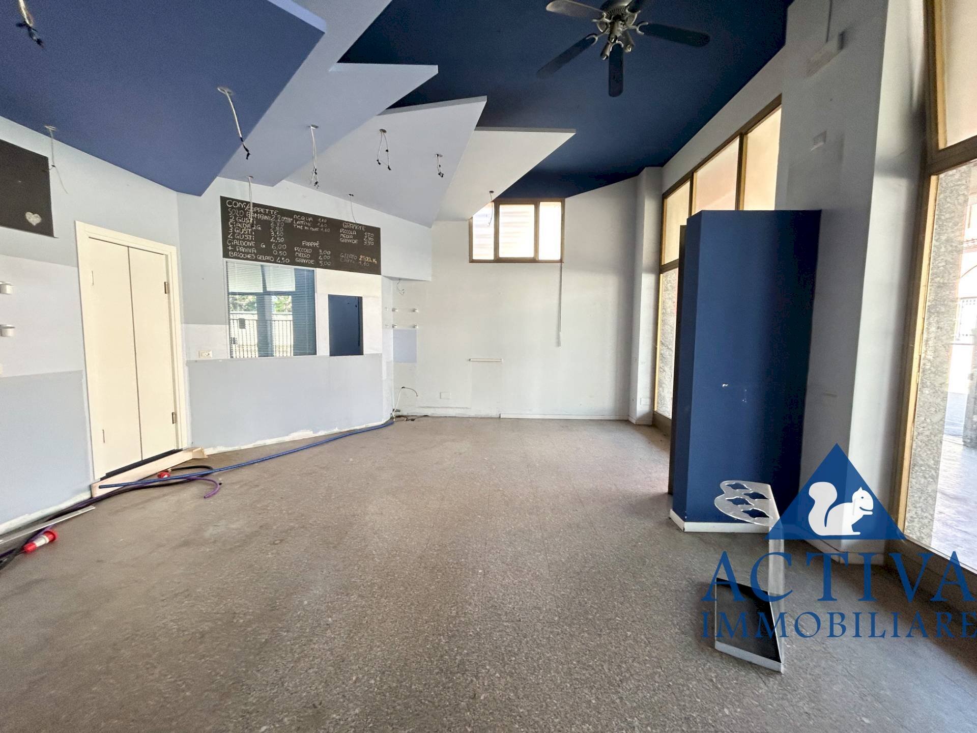 Foto 3 - Locale Commerciale Via Genova
 
12, Busto Arsizio - foto 3