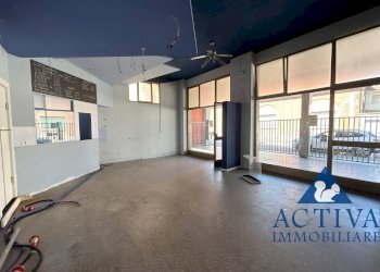 Foto 5 - Locale Commerciale Via Genova
 
12, Busto Arsizio - foto 5