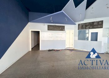 Foto 7 - Locale Commerciale Via Genova
 
12, Busto Arsizio - foto 7