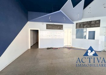 Foto 8 - Locale Commerciale Via Genova
 
12, Busto Arsizio - foto 8