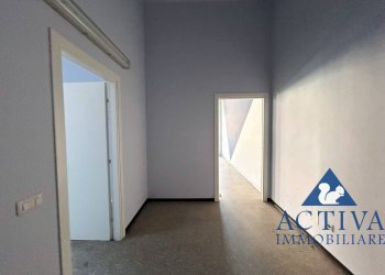 Foto 14 - Locale Commerciale Via Genova
 
12, Busto Arsizio - foto 14