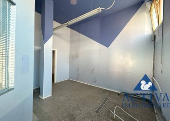 Foto 16 - Locale Commerciale Via Genova
 
12, Busto Arsizio - foto 16