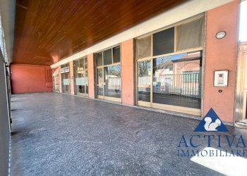 Foto 24 - Locale Commerciale Via Genova
 
12, Busto Arsizio - foto 24