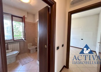 Foto 17 - Trilocale Via Ambrogio Colombo
 
13, Gorla Minore - foto 17