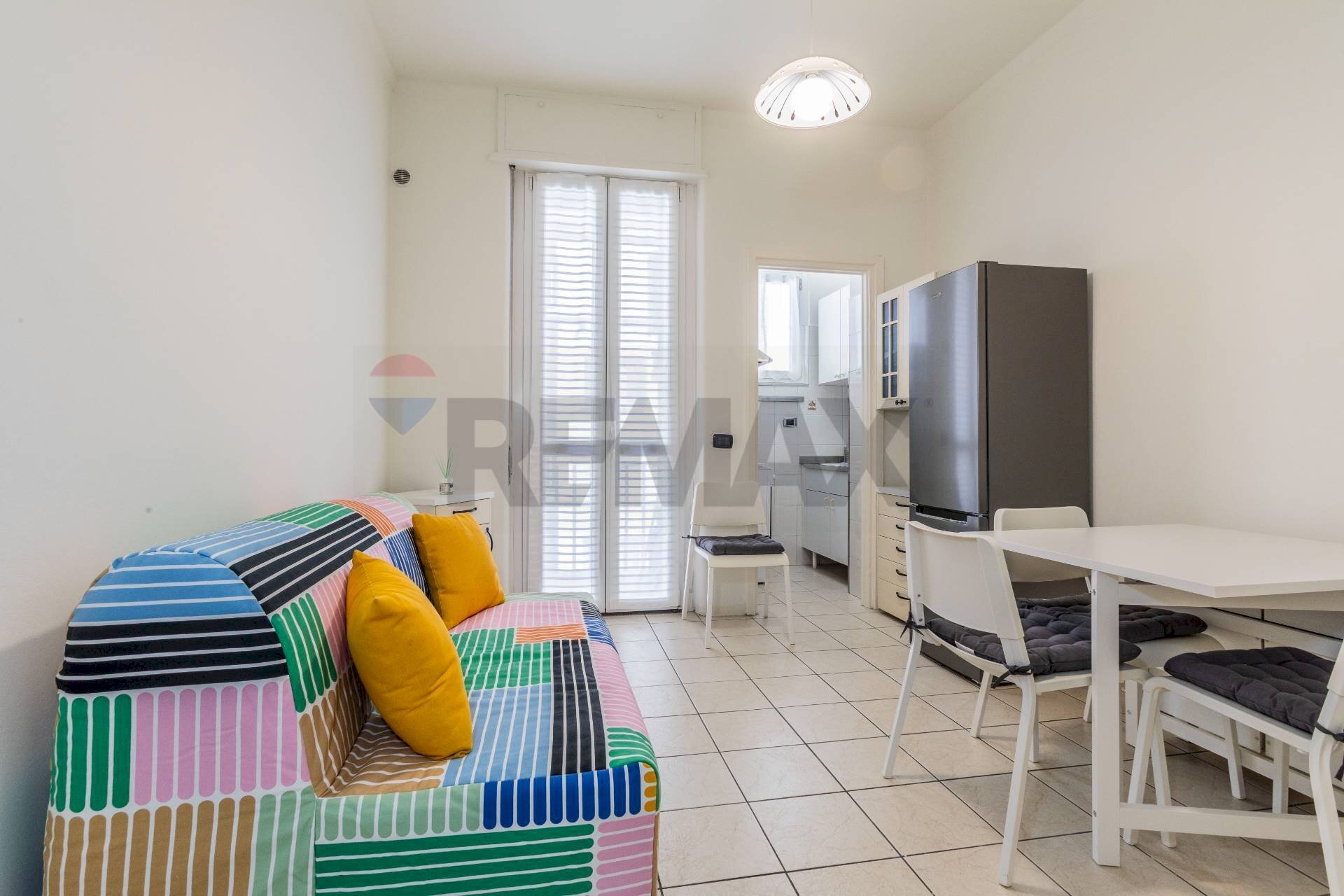 Sala da pranzo - Bilocale VIA LONGHI
 
11, Milano - foto 3