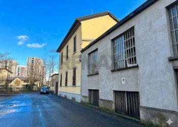 Edificio all\'aperto - Appartamento Milano - foto 9