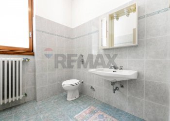 Bagno - Villa Via Per Cassina Nuova
 
5, Paderno Dugnano - foto 11