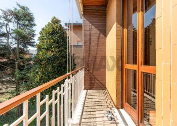 Balcone - Villa Via Per Cassina Nuova
 
5, Paderno Dugnano - foto 38