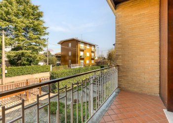 Balcone - Villa Via Per Cassina Nuova
 
5, Paderno Dugnano - foto 40