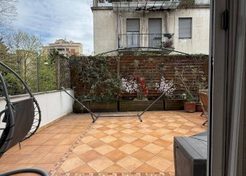 Terrazza - Trilocale Via Sambuco
 
5/3, Milano - foto 3