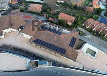 Posizione della mappa - Trilocale via ponte tresa
 
28, Cadegliano-Viconago - foto 16