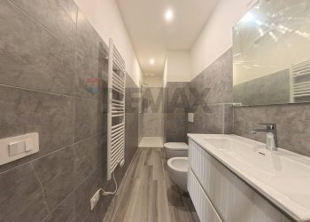 Bagno - Bilocale via ponte tresa
 
28, Cadegliano-Viconago - foto 7