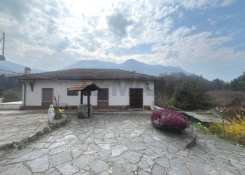 Casa all\'aperto - Casa indipendente Via per Nasca
 
16, Castelveccana - foto 6