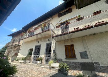 Edificio all\'aperto - Casa semi indipendente Besozzo - foto 1