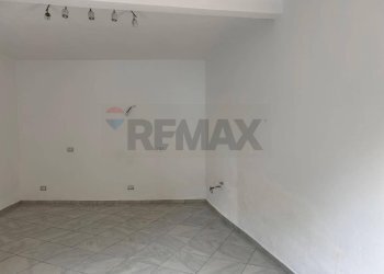 Stanza vuota - Casa indipendente Porto Valtravaglia - foto 4