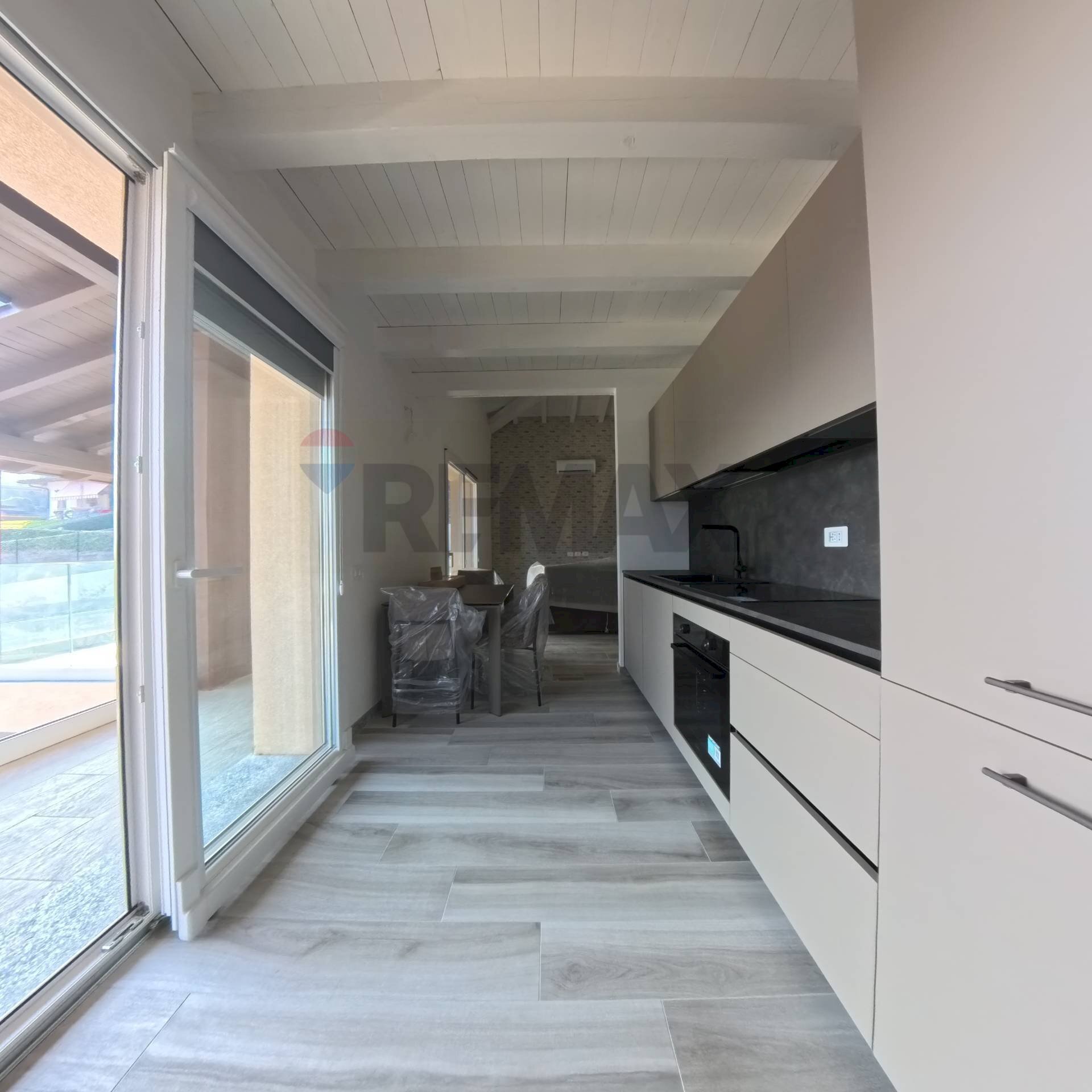 Cucina - Monolocale via ponte tresa
 
28, Cadegliano-Viconago - foto 3