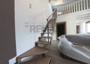 Scale - Monolocale via ponte tresa
 
28, Cadegliano-Viconago - foto 8