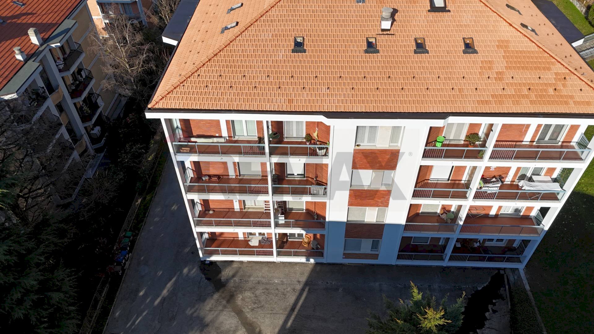 Edificio all\'aperto - Bilocale via del Casluncio
 
58, Varese - foto 3