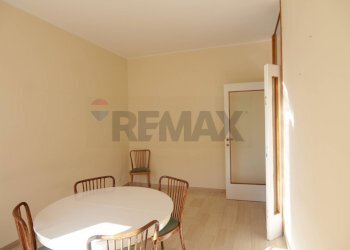 Sala da pranzo - Bilocale via del Casluncio
 
58, Varese - foto 10