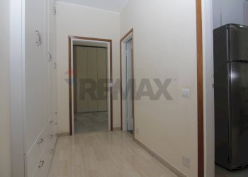 Hall / corridoio - Bilocale via del Casluncio
 
58, Varese - foto 16