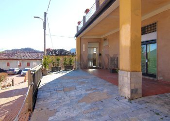 Terrazza - Appartamento VIA ROMA
 
60, Cuasso al Monte - foto 4