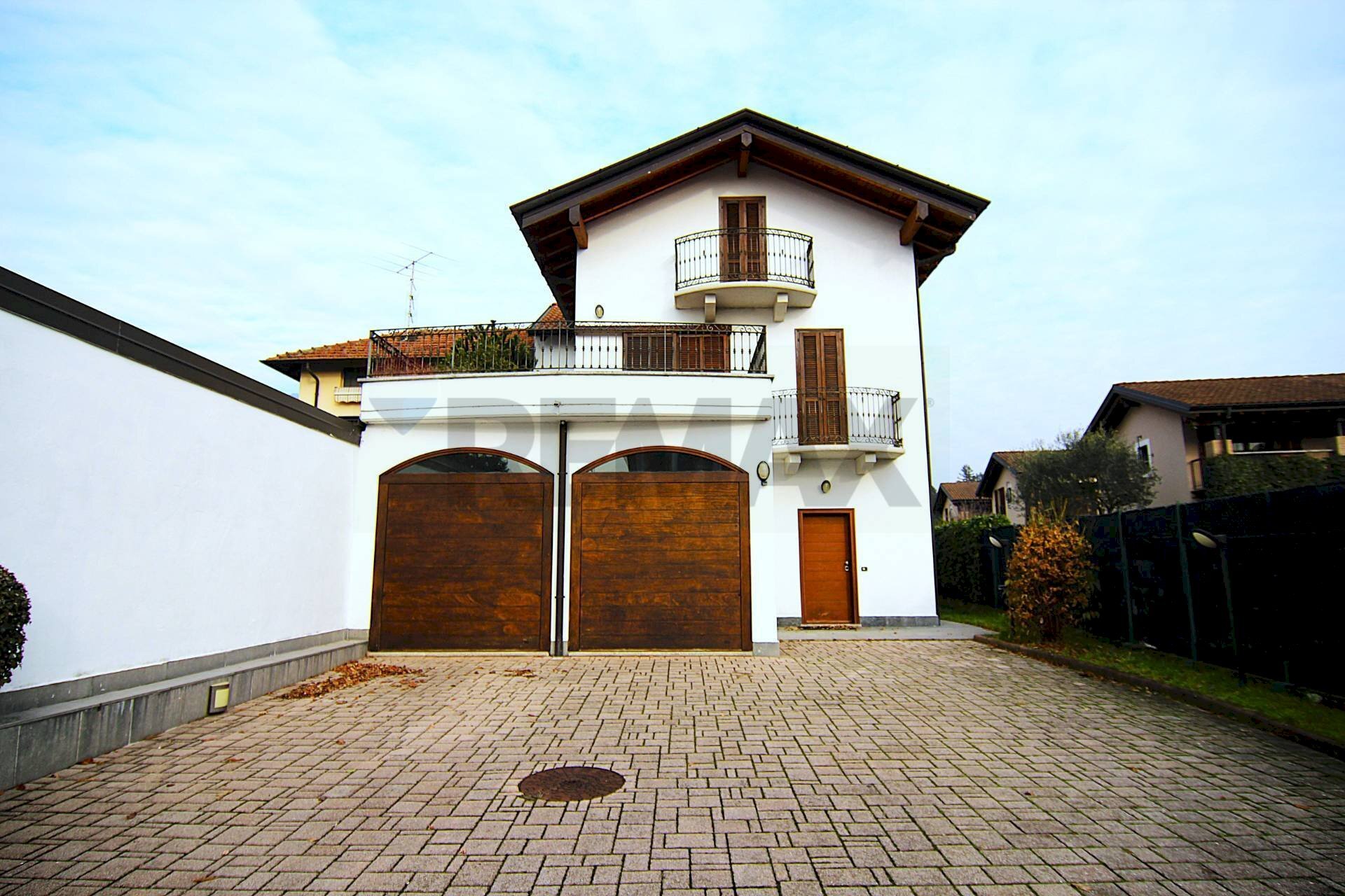Casa all\'aperto - Villa Via Monte Rosa
 
5, Gavirate - photo 2