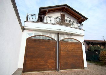 Casa all\'aperto - Villa Via Monte Rosa
 
5, Gavirate - photo 4