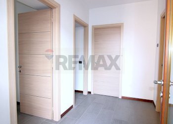 Hall / corridoio - Villa Via Monte Rosa
 
5, Gavirate - photo 11