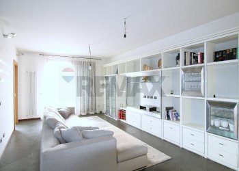 Soggiorno - Villa Via Monte Rosa
 
5, Gavirate - photo 20