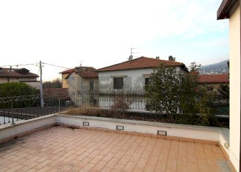 Terrazza - Villa Via Monte Rosa
 
5, Gavirate - photo 23