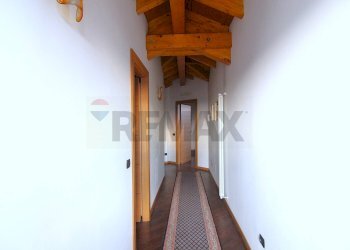 Hall / corridoio - Villa Via Monte Rosa
 
5, Gavirate - photo 35